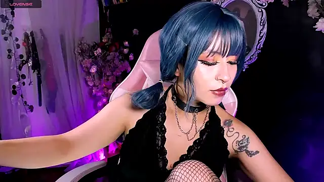 Snapshot of kitty_roxy chatting on March 2026 06:38:02 AM kitty roxy online show from March 2026 06:38:02 AM