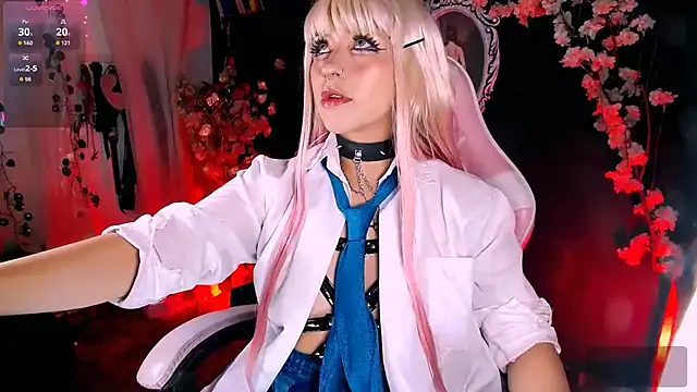 Snapshot of kitty_roxy chatting on March 2026 04:50:01 AM kitty roxy online show from March 2026 04:50:01 AM