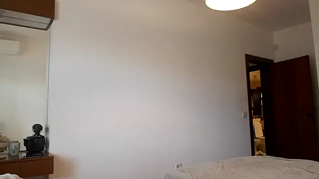 Snapshot of SexyandMarried1 chatting on November 2025 10:58:02 AM SexyandMarried1 online show from November 2025 10:58:02 AM