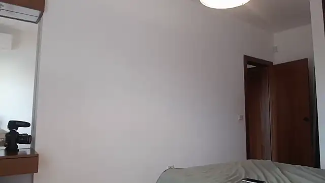 Snapshot of SexyandMarried1 chatting on October 2025 10:35:02 AM SexyandMarried1 online show from October 2025 10:35:02 AM