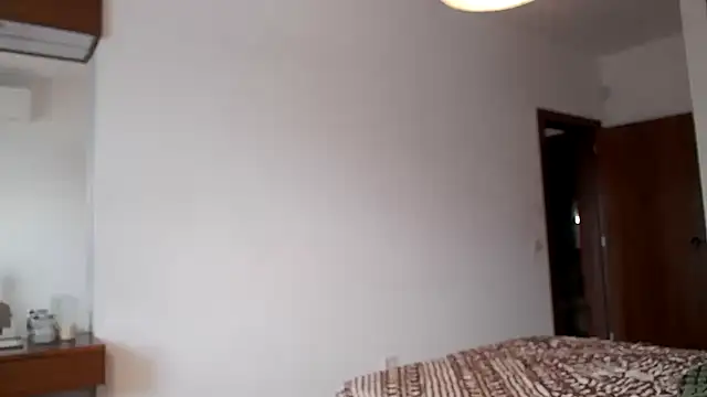 Snapshot of SexyandMarried1 chatting on November 2025 11:59:02 AM SexyandMarried1 online show from November 2025 11:59:02 AM