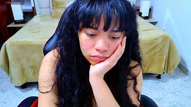 laureentt  online show from November 2025 03:17:02 AM