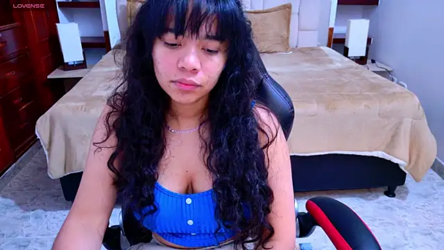 laureentt  online show from October 2025 03:07:02 AM