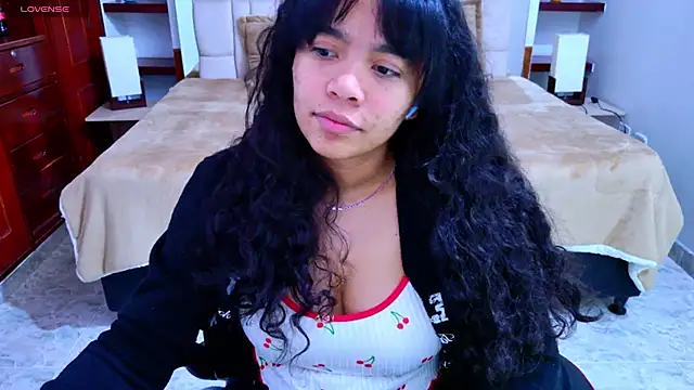 laureentt  online show from October 2025 03:07:02 AM