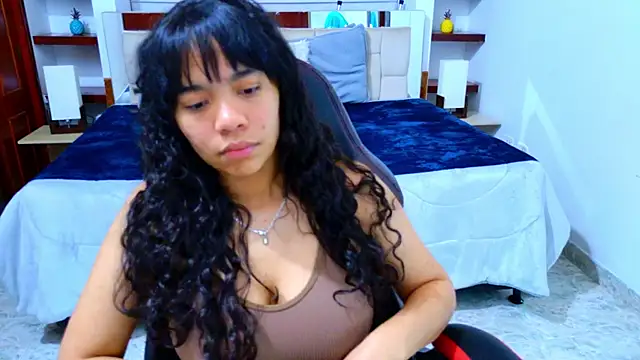 laureentt  online show from November 2025 03:17:02 AM