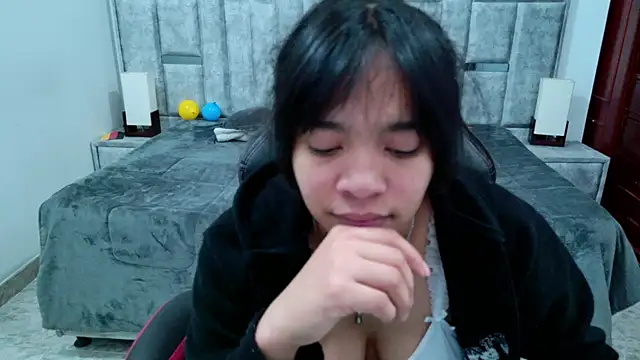 laureentt  online show from July 2026 03:07:02 AM