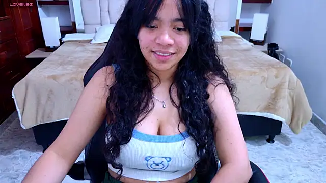 laureentt  online show from September 2025 03:13:02 AM