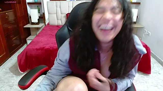 laureentt  online show from March 2025 06:08:01 AM