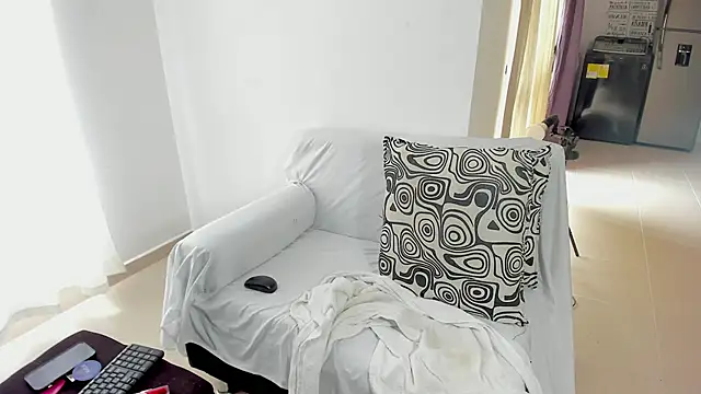 Anaasoofia online show from March 2025 06:03:02 PM