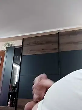 Snapshot of General1291 chatting on December 2024 05:17:02 PM General1291 online show from December 2024 05:17:02 PM