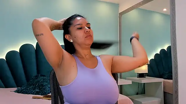 sharlott18 online show from November 2025 12:39:02 PM