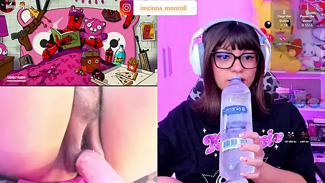 Snapshot of cinna_monroll chatting on January 2026 04:35:02 PM cinna monroll online show from January 2026 04:35:02 PM