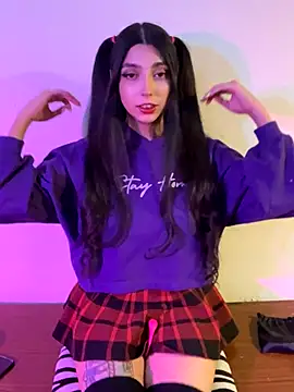 Felicia smok3 online show from November 2025 03:54:01 AM