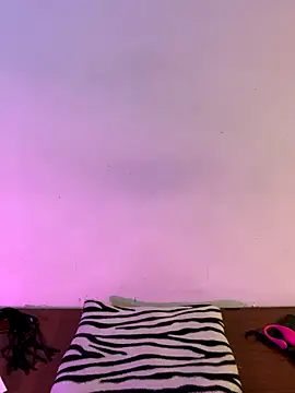 Felicia smok3 online show from November 2025 02:51:02 AM