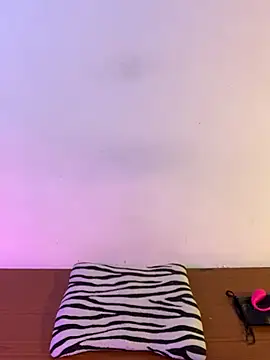 Felicia smok3 online show from January 2026 02:04:02 AM