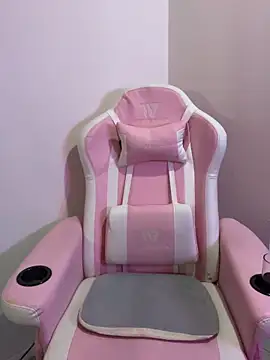 Felicia smok3 online show from April 2026 02:18:01 AM