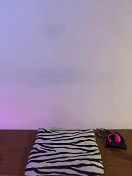 Felicia smok3 online show from December 2025 01:44:01 AM