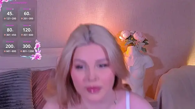 Snapshot of Alexis_Powell chatting on January 2025 12:17:02 AM Alexis Powell online show from January 2025 12:17:02 AM