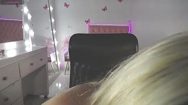 Celeste  sweetx online show from November 2025 01:06:01 AM