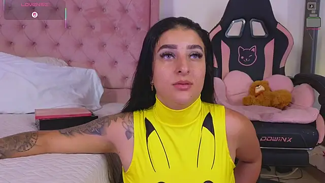 Snapshot of _Linoshka_1 chatting on March 2026 08:27:02 PM Linoshka 1 online show from March 2026 08:27:02 PM