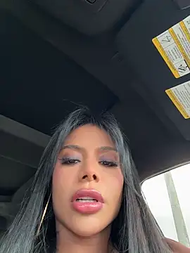 Snapshot of HOT_LADY_777 chatting on May 2026 03:58:02 PM HOT LADY 777 online show from May 2026 03:58:02 PM
