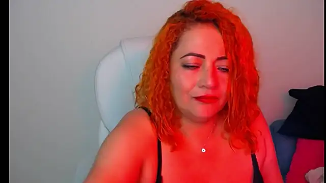 Snapshot of MariaJoseBarraza chatting on October 2025 10:29:01 PM MariaJoseBarraza online show from October 2025 10:29:01 PM