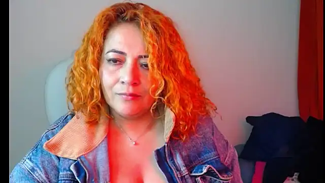 Snapshot of MariaJoseBarraza chatting on October 2025 12:34:02 AM MariaJoseBarraza online show from October 2025 12:34:02 AM