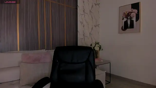 IsabellaAllen online show from June 2026 11:49:01 PM