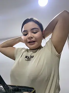 IsabellaAllen online show from October 2025 11:17:02 PM