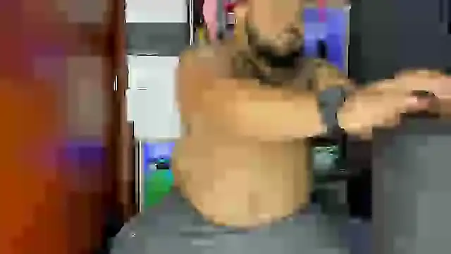 Snapshot of Latino_bigcock chatting on March 2025 02:21:01 AM Latino bigcock online show from March 2025 02:21:01 AM