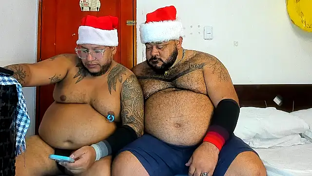 Latino bigcock online show from December 2025 01:49:02 AM