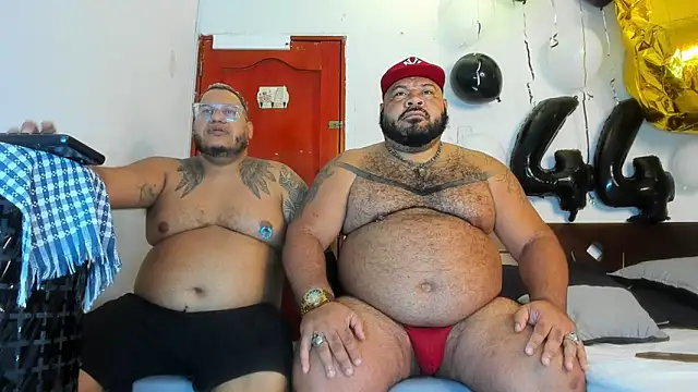 Latino bigcock online show from December 2025 08:25:01 PM