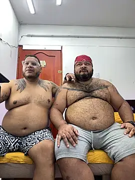 Snapshot of Latino_bigcock chatting on September 2025 09:10:01 PM Latino bigcock online show from September 2025 09:10:01 PM