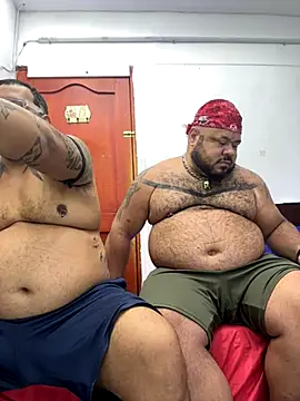 Snapshot of Latino_bigcock chatting on September 2025 12:33:02 AM Latino bigcock online show from September 2025 12:33:02 AM