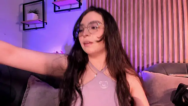 Eva Macalliter online show from March 2026 03:35:02 AM