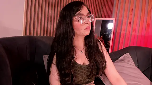 Eva Macalliter online show from April 2026 03:19:02 AM