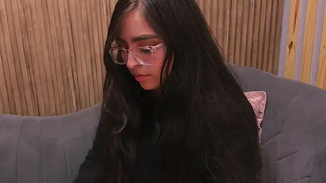 Snapshot of Eva_Macalliter chatting on February 2025 09:13:02 AM Eva Macalliter online show from February 2025 09:13:02 AM