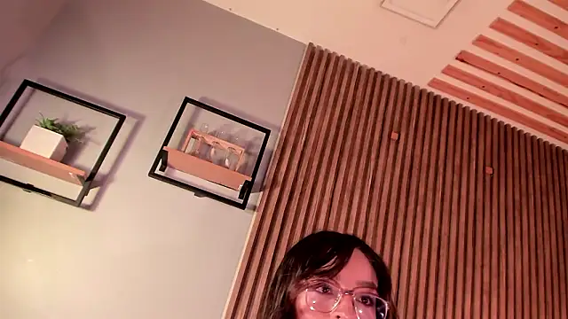 Eva Macalliter online show from March 2026 05:14:02 AM