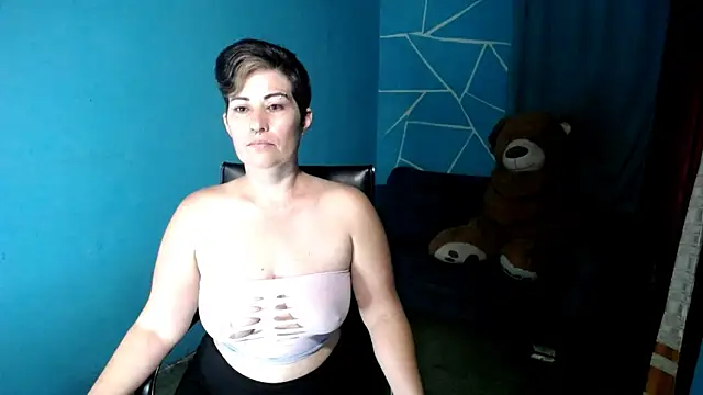 Snapshot of Sunny_rayz_ chatting on July 2026 10:14:01 AM Sunny rayz online show from July 2026 10:14:01 AM