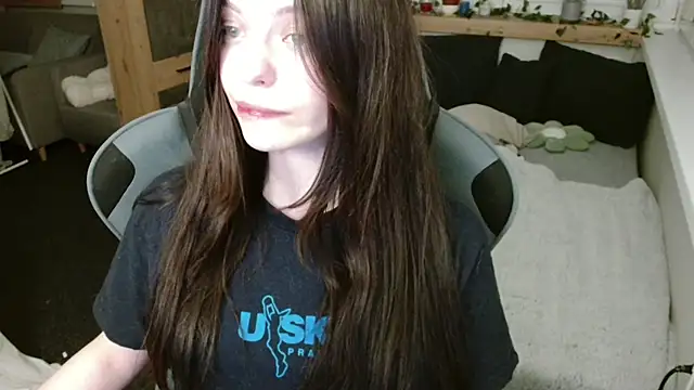 juice-peach online show from December 2024 11:34:02 PM