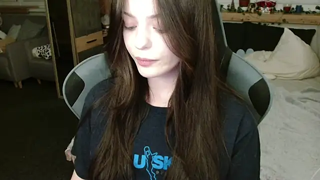 juice-peach online show from March 2025 10:09:02 PM