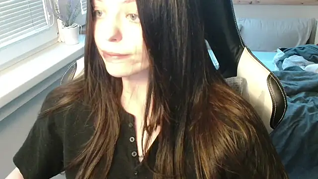 juice-peach online show from October 2025 04:08:01 PM