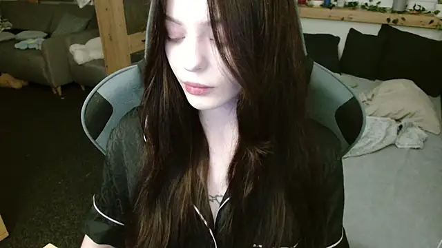 juice-peach online show from December 2024 10:36:02 PM