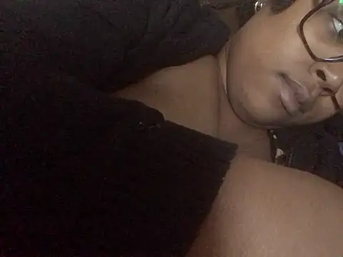 SweetHoneyBunz online show from November 2025 09:51:01 PM