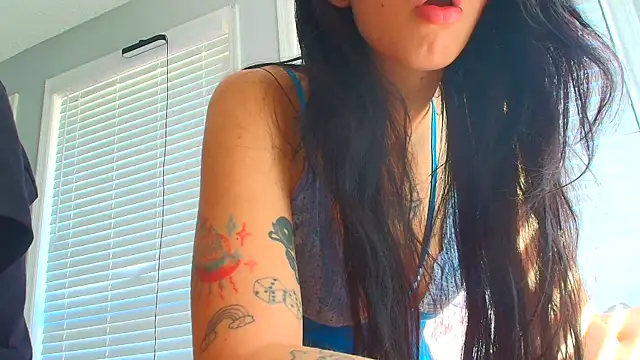 Snapshot of bestorbetter chatting on February 2025 06:15:02 PM bestorbetter online show from February 2025 06:15:02 PM