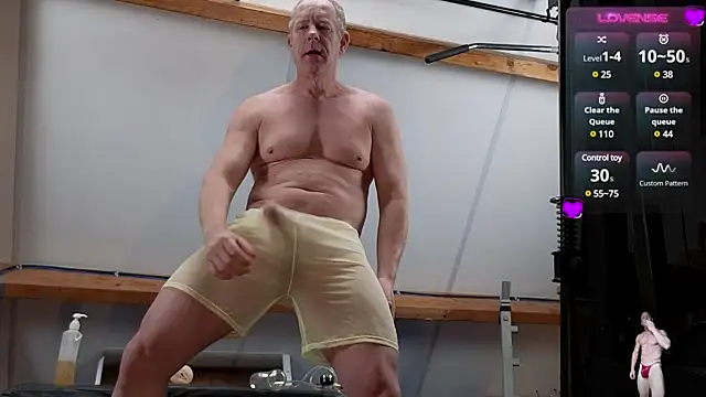 libo horny muscles online show from December 2024 09:09:02 AM