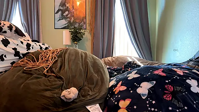 Linzy 19 online show from February 2026 07:14:02 PM