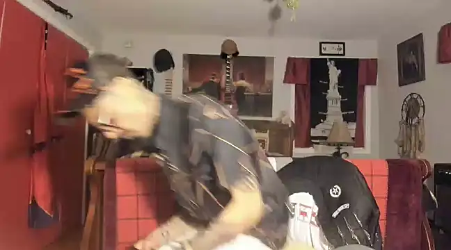 Snapshot of RoosterWabbit chatting on February 2025 05:35:02 AM RoosterWabbit online show from February 2025 05:35:02 AM