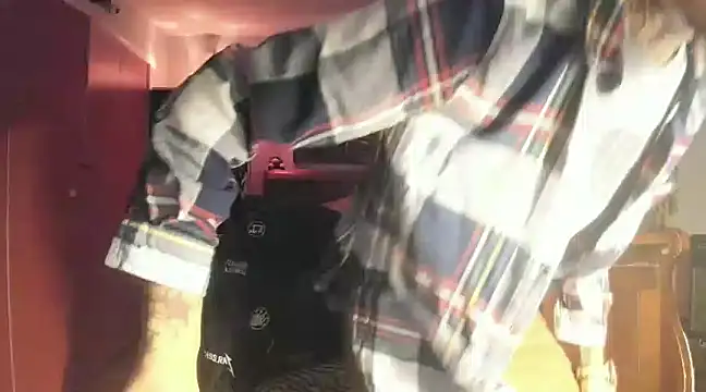 Snapshot of RoosterWabbit chatting on January 2025 06:54:01 AM RoosterWabbit online show from January 2025 06:54:01 AM