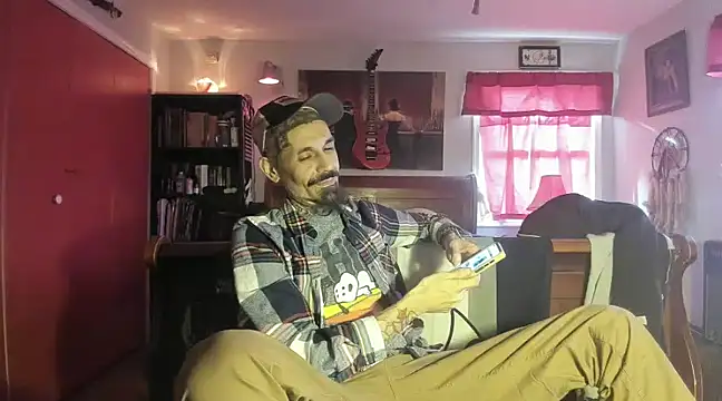 Snapshot of RoosterWabbit chatting on January 2025 07:23:01 PM RoosterWabbit online show from January 2025 07:23:01 PM